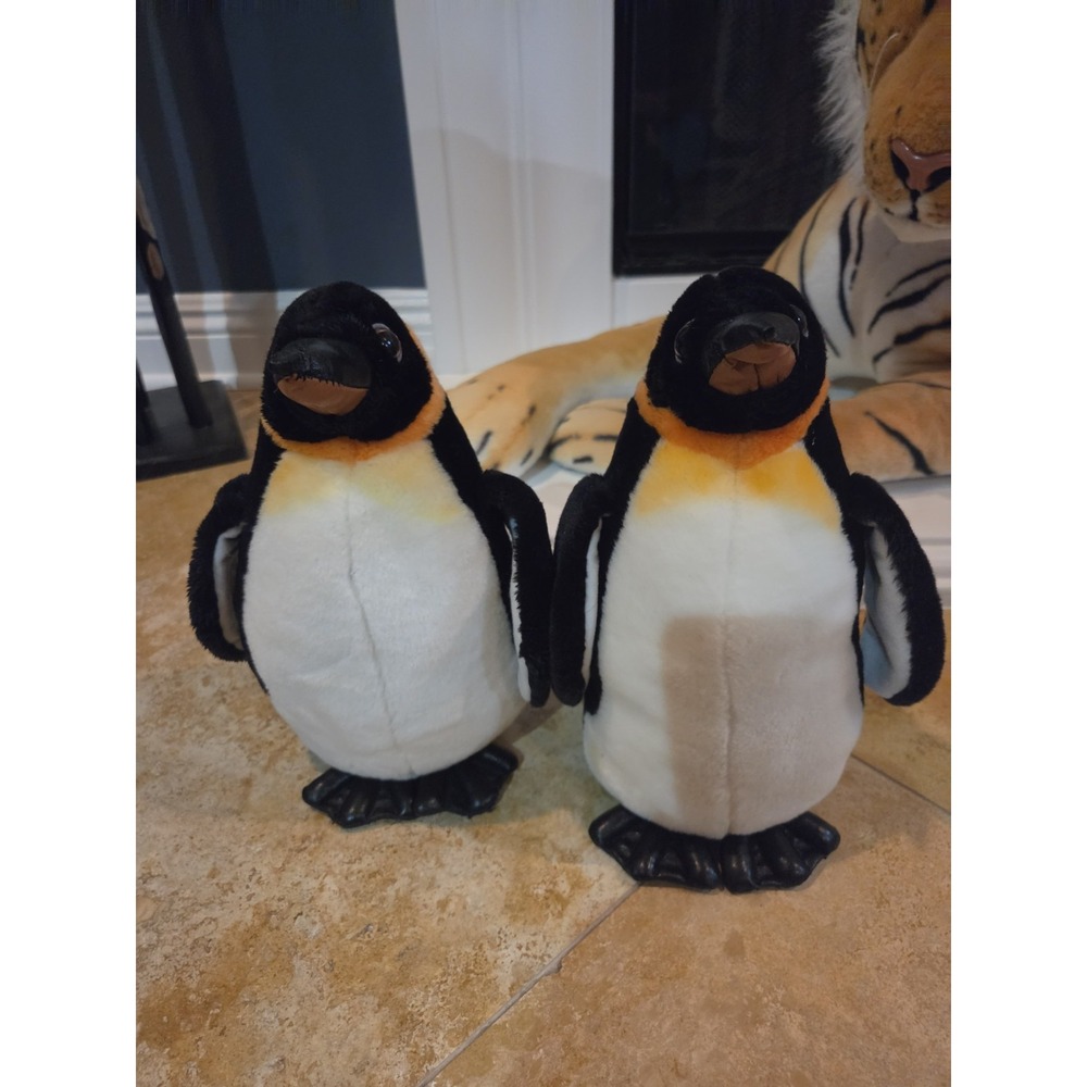 Sea World Emperor Penguin Plush 11" Plush Stuffed Animal Toy